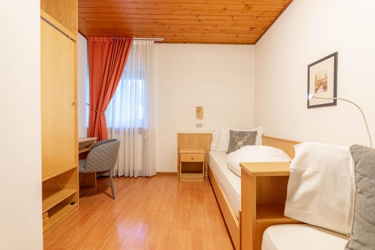 Albergo Dolomiti Cavalese Dış mekan fotoğraf