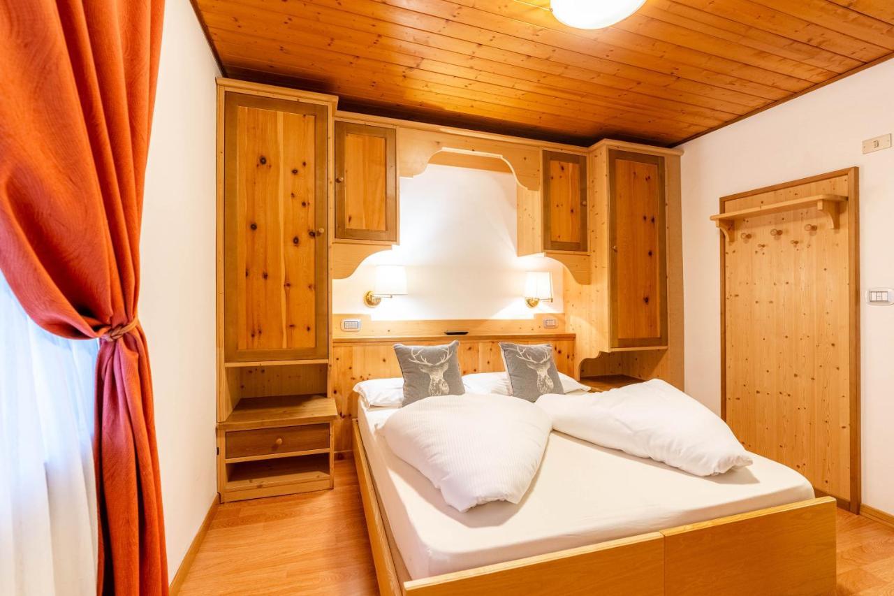 Albergo Dolomiti Cavalese Dış mekan fotoğraf